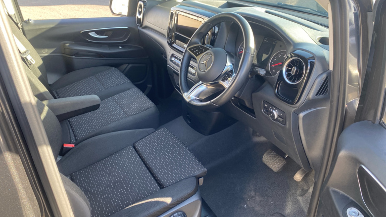 Mercedes-Benz Vito L3 Diesel Rwd 119CDI Select Crew Van 9G-Tronic